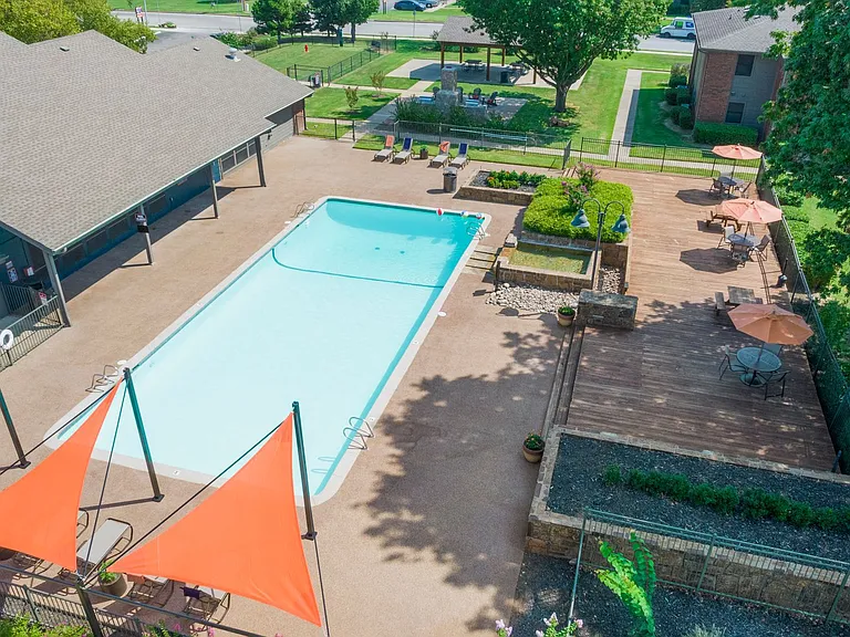 Echo Trail Apartments - Lease Today & Save $300 OFF Move-In Costs! — Photo 65