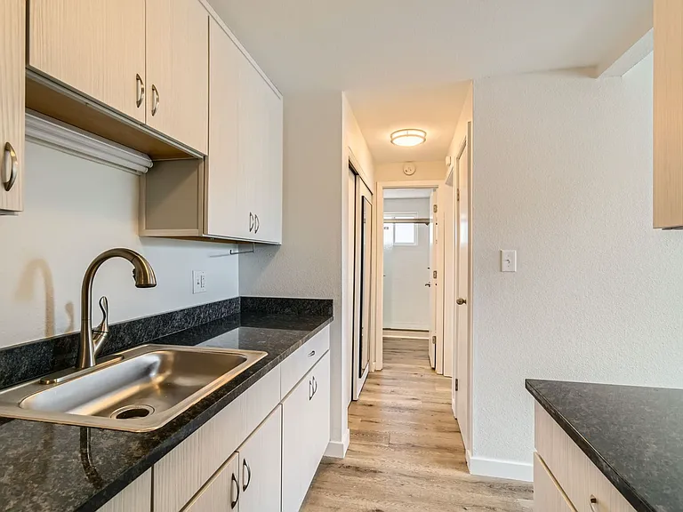 3377 S Clarkson St — Photo 9