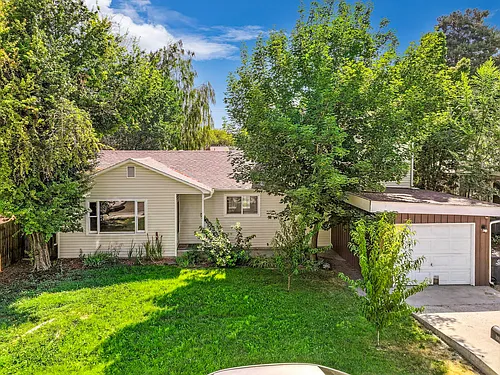 1913 Colorado Ave Photo 1