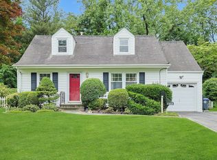 123 Randolph Rd, White Plains, NY 10607