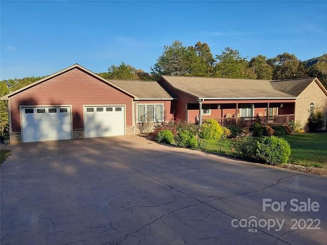 1st image of 4470 Yadkin View Dr