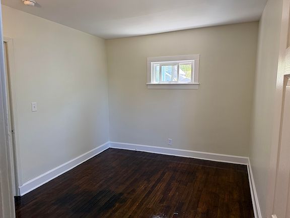 2nd image of 1214 Gillett St