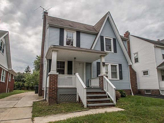 4th image of 19870 Newton Ave
