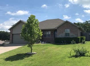80 Echo Valley Cir, Reeds Spring, MO 65737