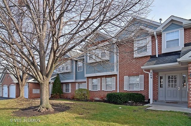 1st image of 209 Charleston Ct Unit 8