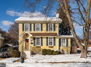 1 W Masonic View Ave, Alexandria, VA 22301