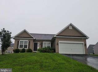 494 Red Maple Rd, Smyrna, DE 19977