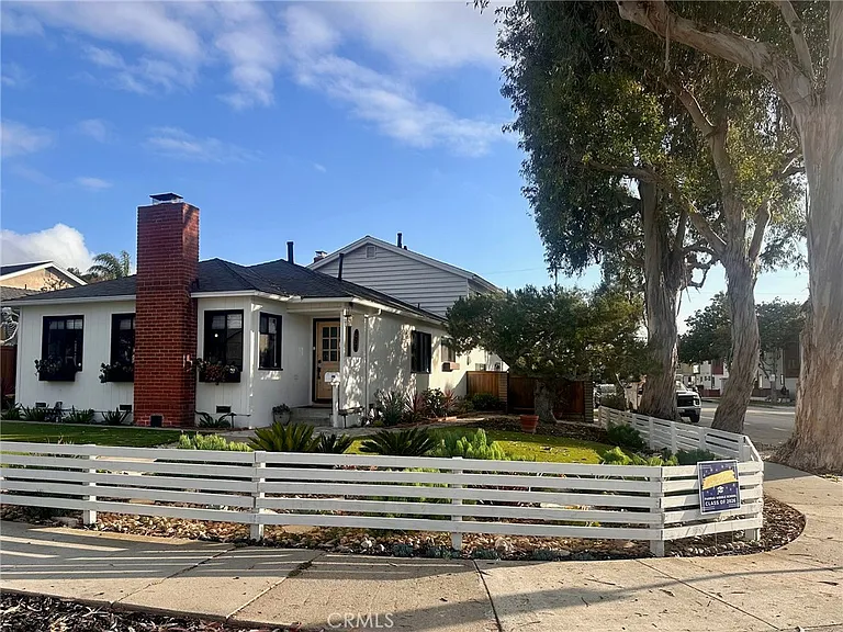 427 N Maria Ave — Photo 16