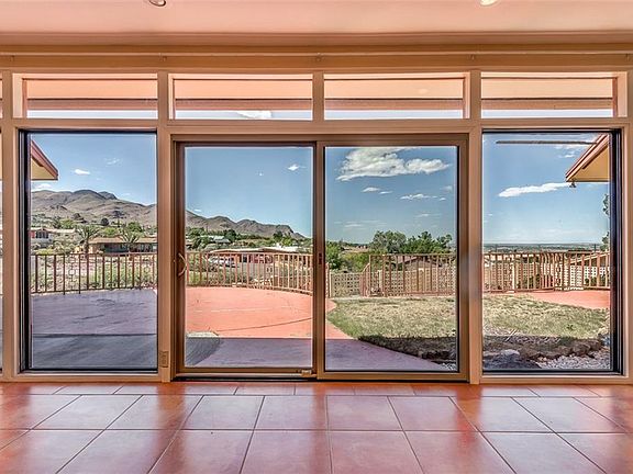 4th image of 3229 Mesa Verde Ln
