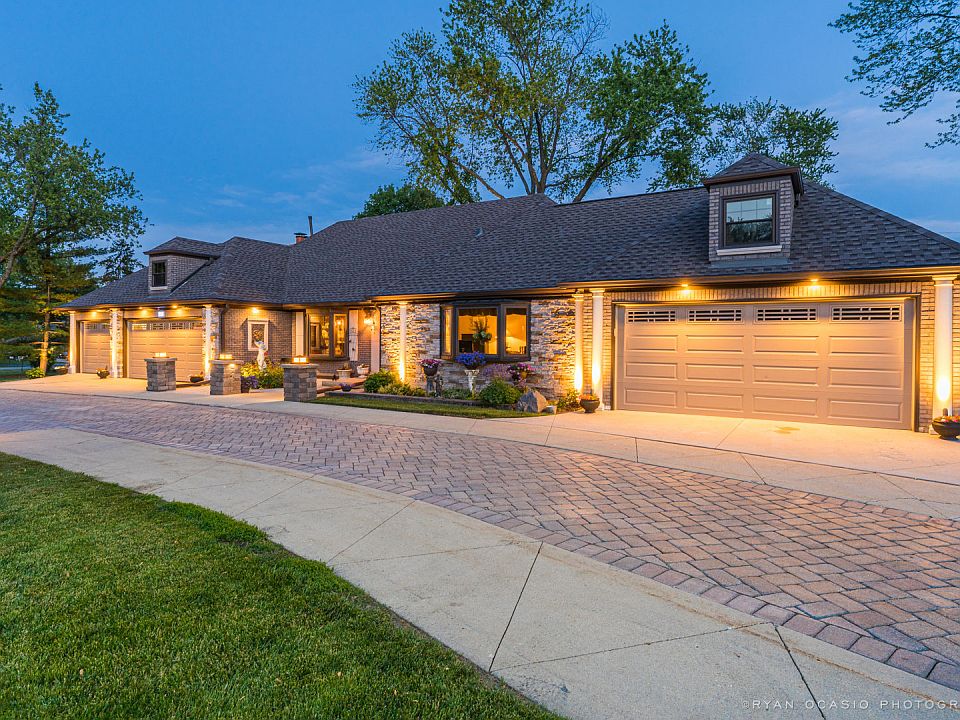 1430 Blackhawk Dr, Schaumburg, IL 60193 Zillow