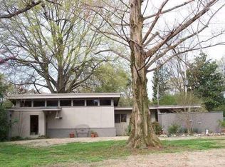 15 N White Station Rd, Memphis, TN 38117