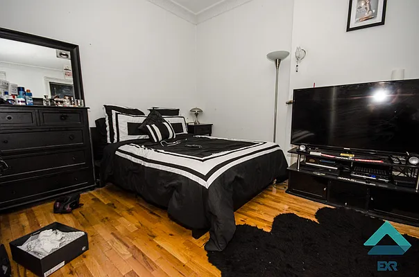 Rented by EXR | media 7