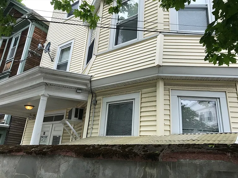 60 Calumet St #3 — Photo 1