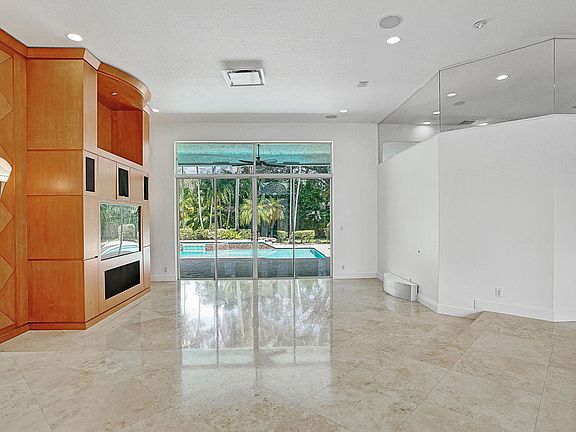 3rd image of 9705 NW 63rd Pl