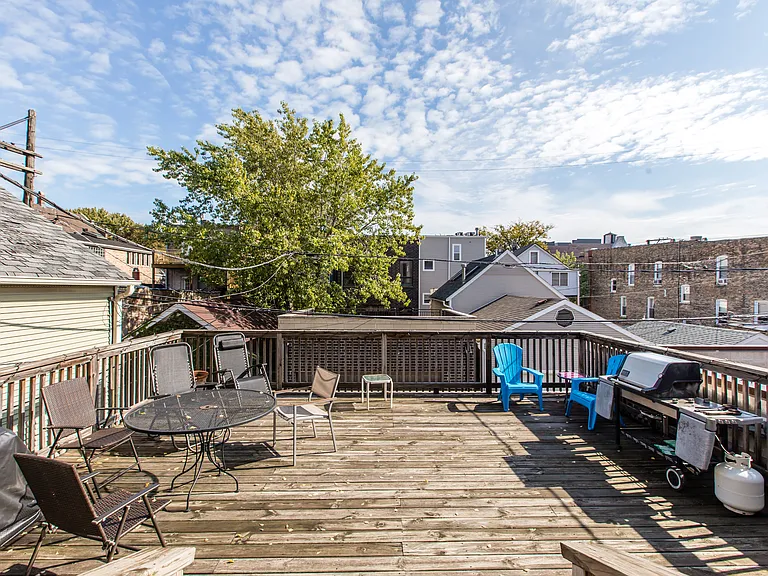 1621 N Honore St #3R — Photo 19