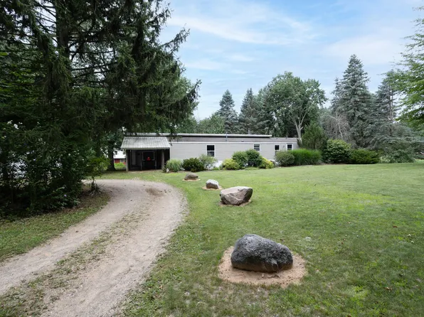 11481 Folks Rd, Hanover, MI 49241
