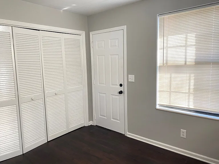 1510 W Knollwood Cir #5 — Photo 5