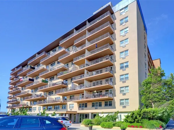 25 Neptune Blvd #7P, Long Beach, NY 11561