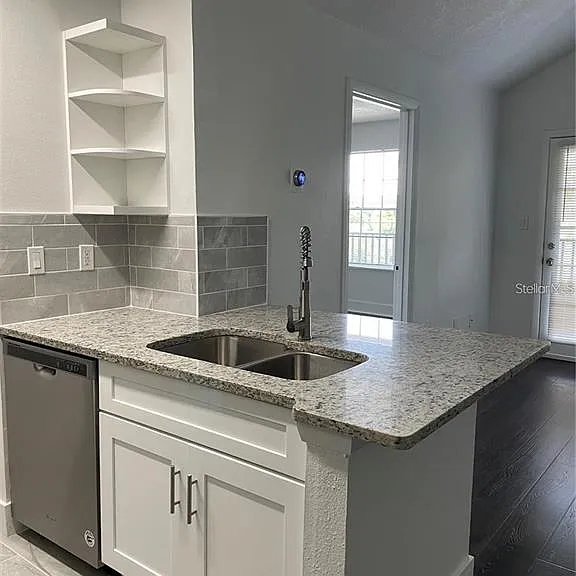 199 Afton Sq #309 — Photo 8