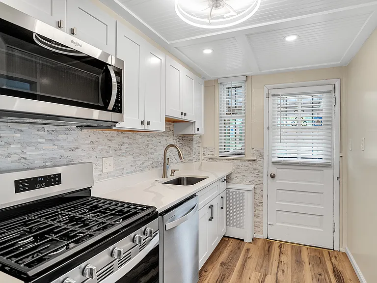 5213 Blaine St NE — Photo 13