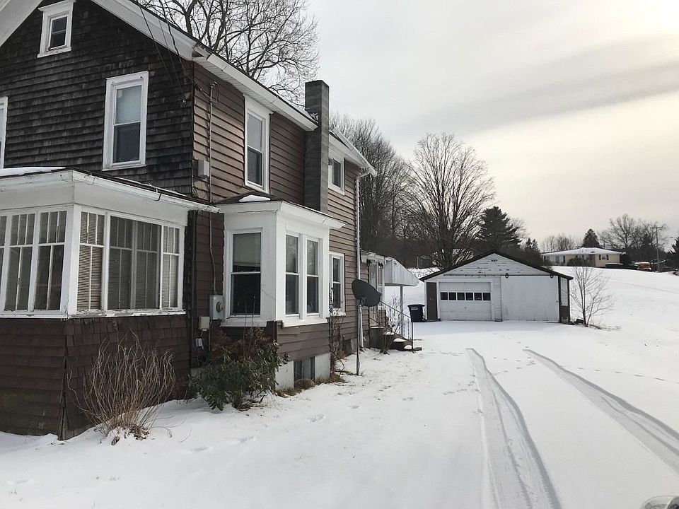 2nd image of 72 E Main St