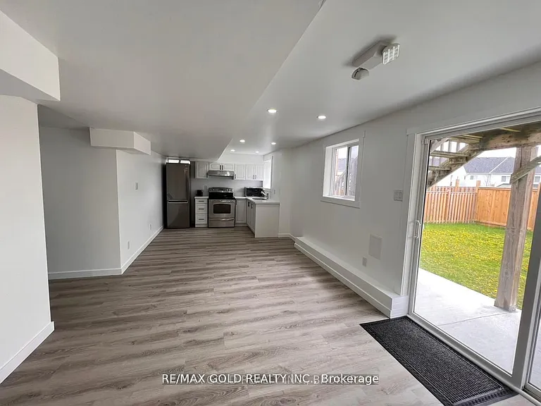 1708 Arborwood Dr — Photo 12