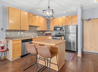 2600 University Ave SE APT 319, Minneapolis, MN 55414