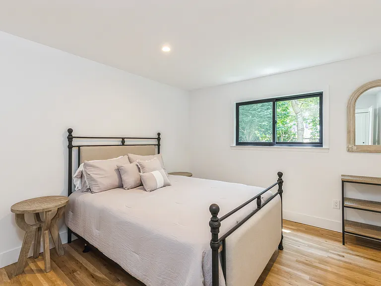 10 Woodland Ct — Photo 9