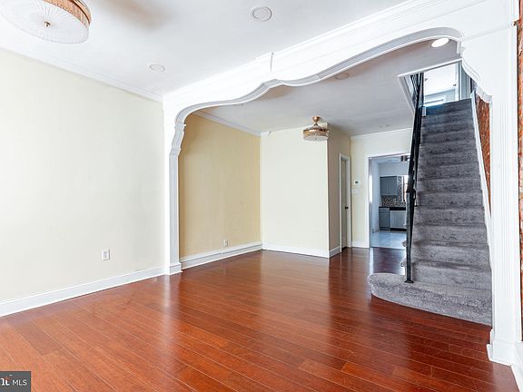2nd image of 523 McKean St