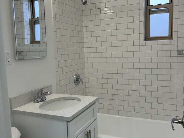67-25 Clyde Street 5T image 8 of 8