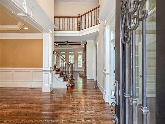 4th image of 7725 Marsh Ct