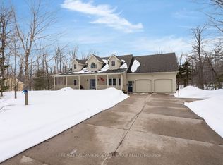 18 Trillium Trl, Oro Medonte, ON L0K 1E0