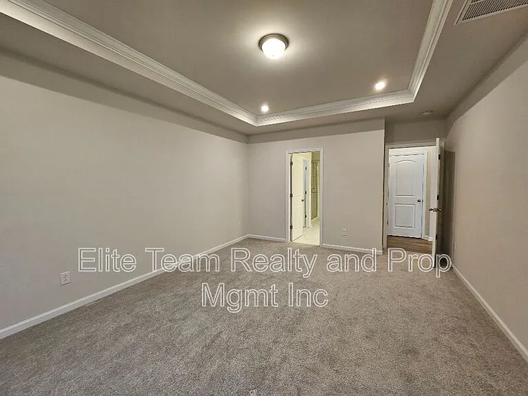 3108 Cheyney Park Dr — Photo 15