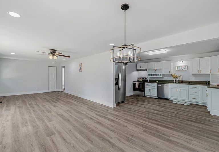 6821 Westland Dr — Photo 20