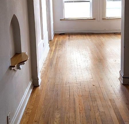 2nd image of 5255 N Hoyne Ave #3