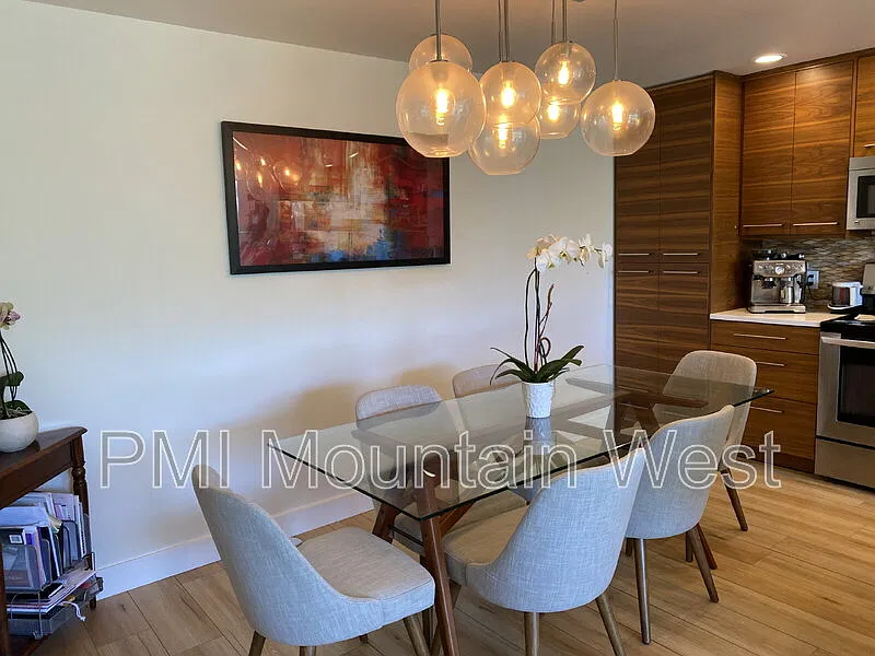 2 bed, 2.0 bath, 1141 sqft, $2,395 — Photo 3