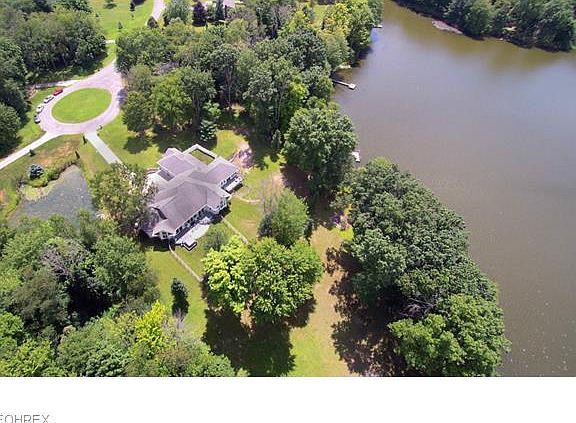 3rd image of 1203 Beaver Cir