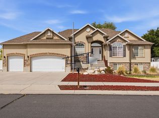 77037-4879 S 5050 W, Hooper, UT 84315