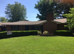 1850 Bonnie Castle Dr, Owensboro, KY 42301