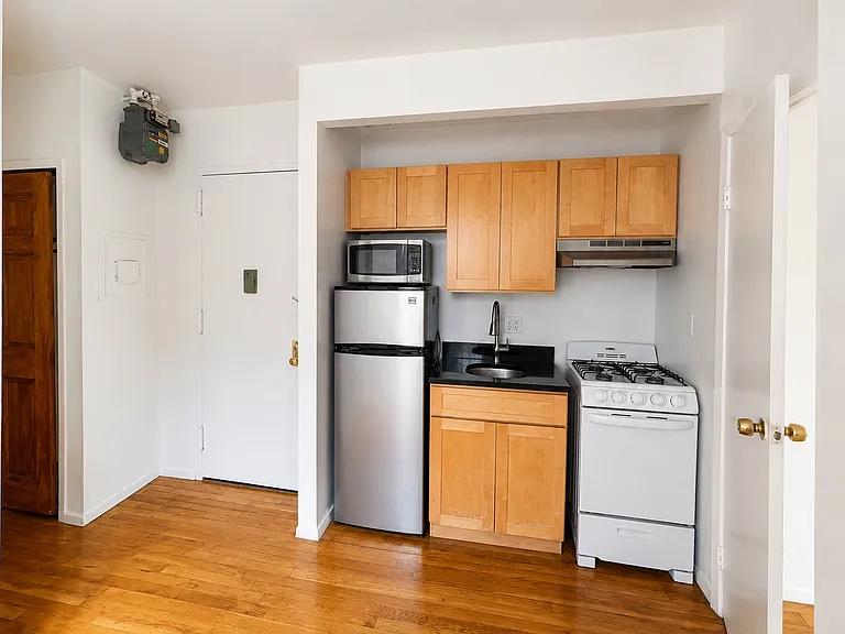 280 Mulberry St #3A — Photo 2