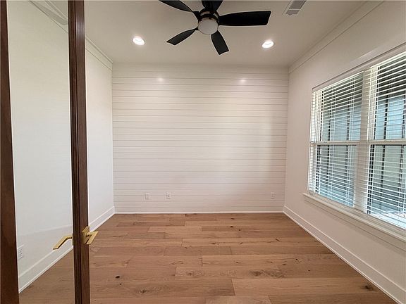 5th image of 4113 W Pepper Dr