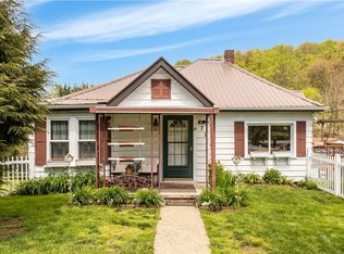 471 Crawford Run Rd, Cheswick, PA 15024