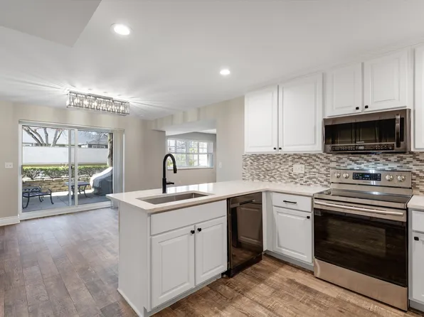 1113 N Old Woodward Ave Unit 78, Birmingham, MI 48009