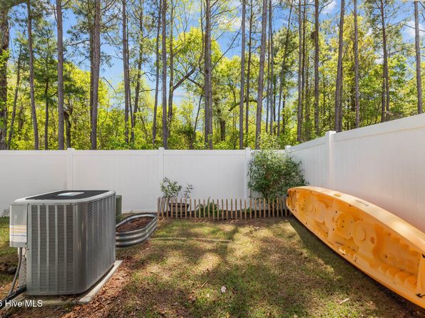 36 Catalina Circle, Swansboro, NC 28584