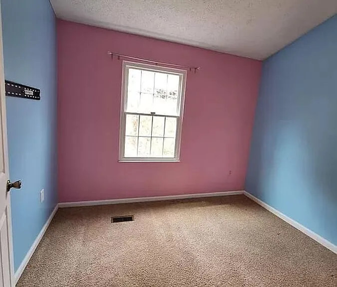 274 Clearbrook Ct — Photo 8