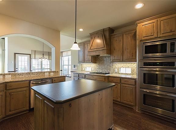 5th image of 3015 Izabella Ct