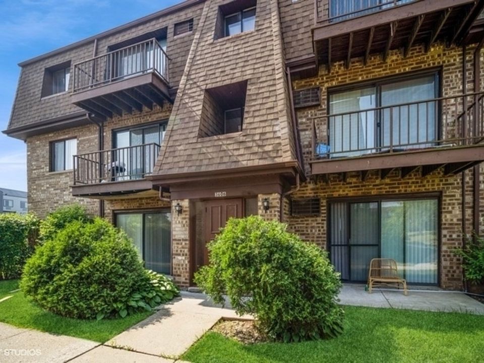 1st image of 3606 Salem Walk APT A1