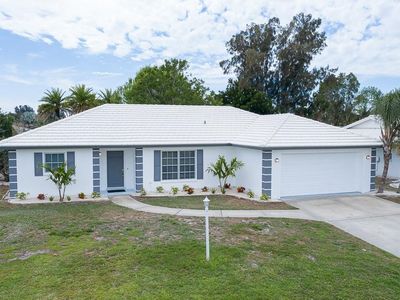 3229 Village Green Dr, Sarasota, FL, 34239