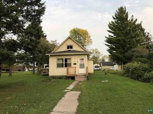 5824 Baxter Ave, Superior, WI 54880