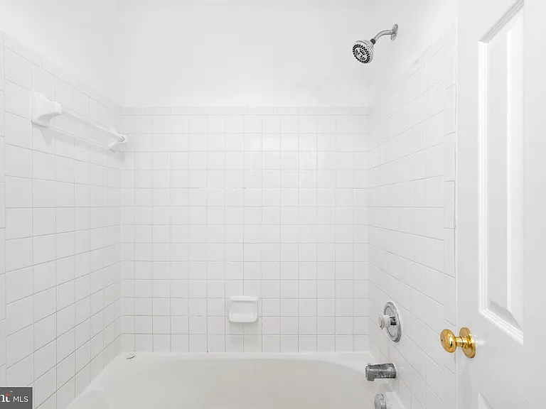 9023 Brewer Creek Pl — Photo 30